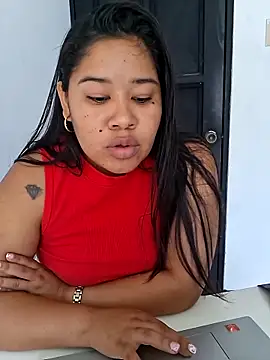 Sarahy-'s cam snapshot