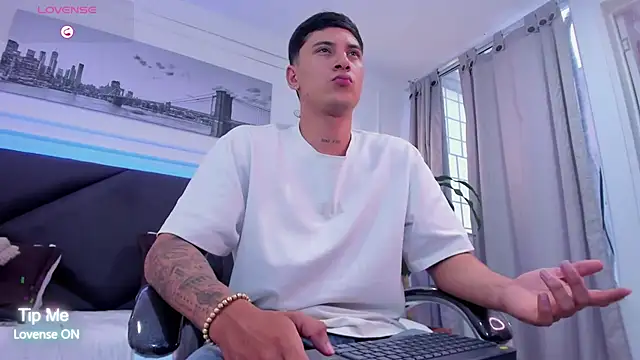 Damian23__ live sex cam