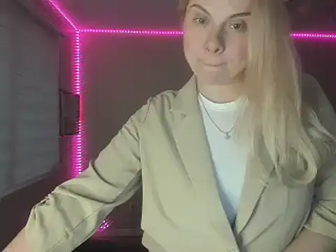 HappyIva live sex cam