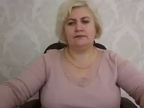 AngelaFamez's cam snapshot