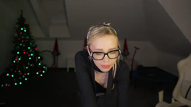 Jessica_start's cam snapshot