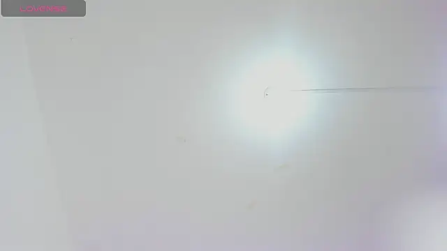 _Emma_whiitee_ live sex cam