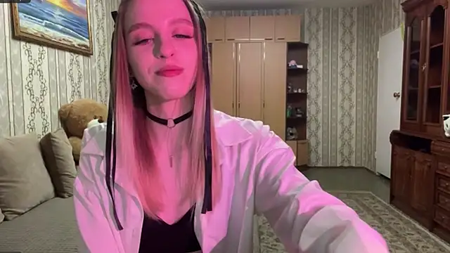 AzoticBasics's cam snapshot