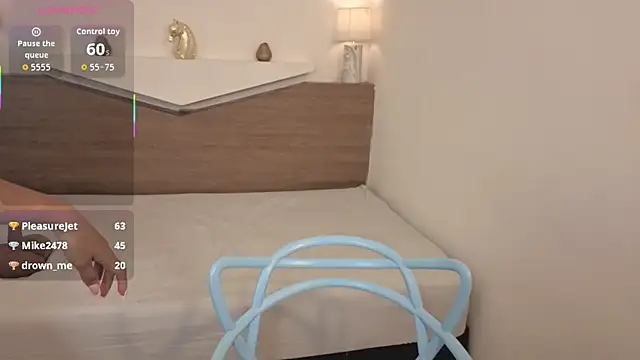 ChloeMoon9 live sex cam