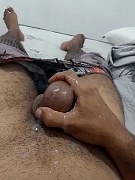 Leleko1997 live sex cam