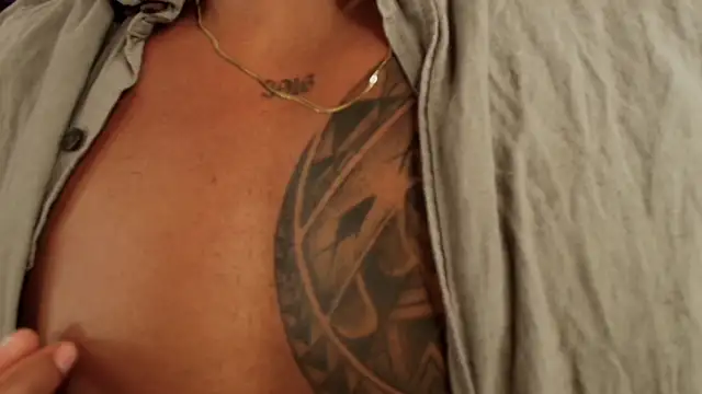 LiamGarcia1 live sex cam