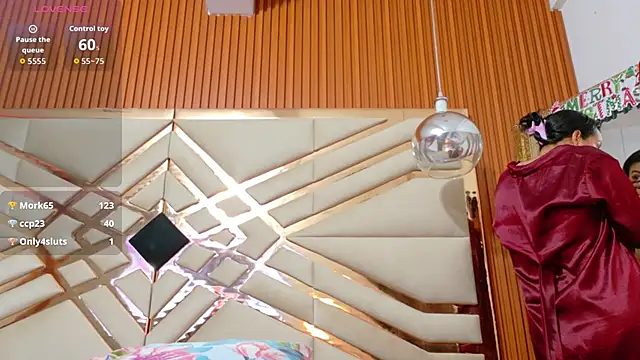 Sluttyandmature's cam snapshot