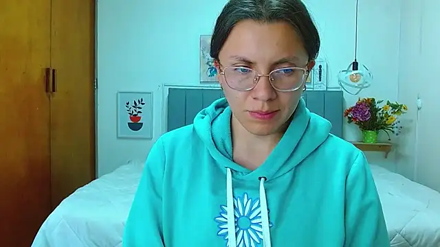 karlamorris_'s cam snapshot