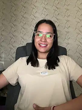 Val12777 live sex cam