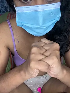 SukiyamaAsia's cam snapshot