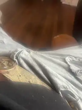 Thickirishcock850's cam snapshot