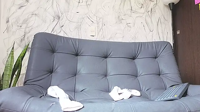 Saturno_v live sex cam