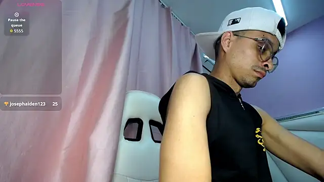Ares_funn live sex cam