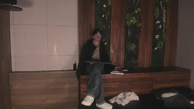 Andy_Joy_'s cam snapshot