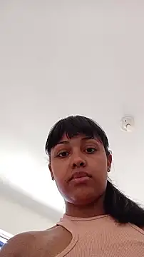 indiazinhabella27 live sex cam