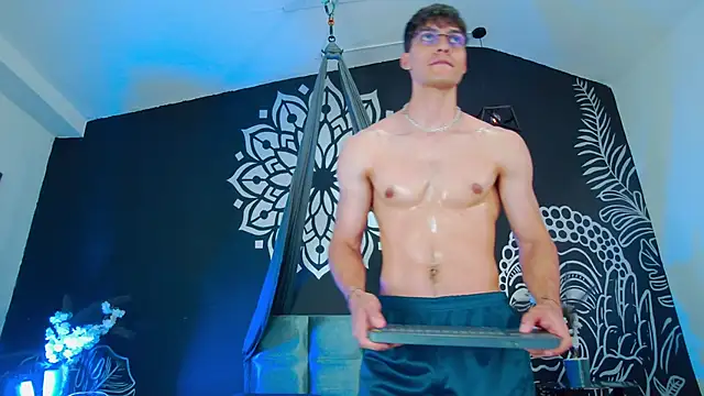 AlessioVitale's cam snapshot