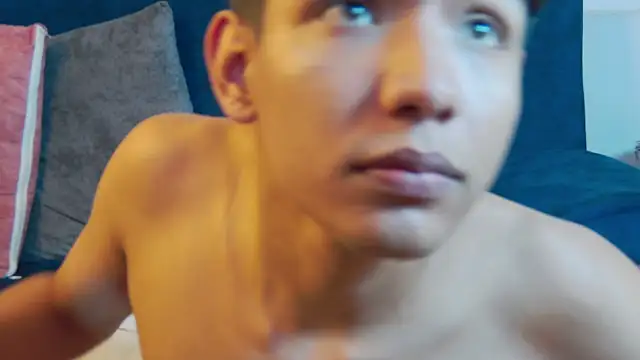 Liam_Sinclair's cam snapshot