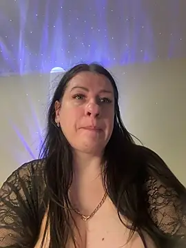 Evelinia live sex cam