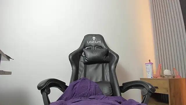 margarita_smellie's cam snapshot