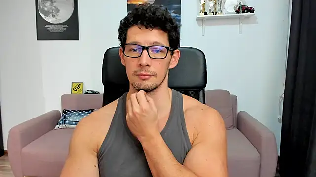 BrutusK08's cam snapshot