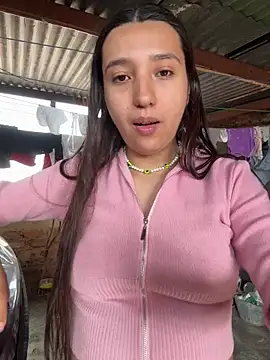 Alix_Rousses21's cam snapshot