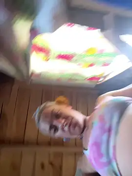 SalyTredelMonte's cam snapshot