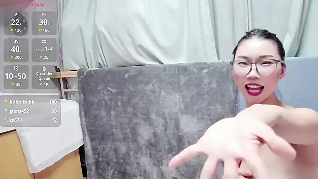 QIQIZHAO-2025 live sex cam