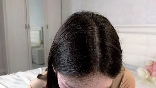 YvonneShames's cam snapshot