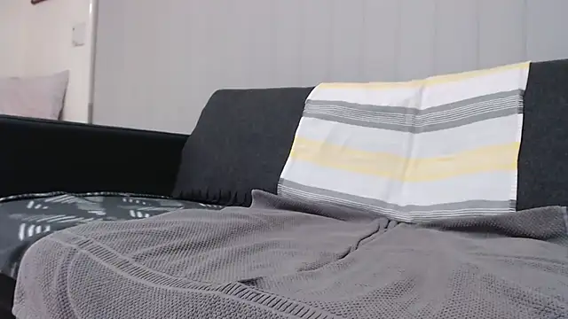 lilchristian@xh live sex cam