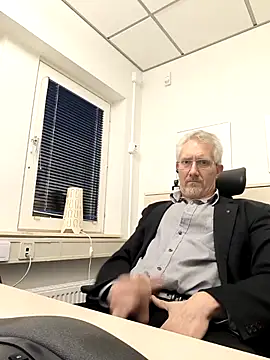 tom-swede live sex cam