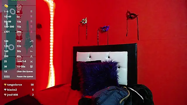 BellaMarquez_'s cam snapshot