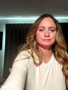 Sophie_Raegan live sex cam