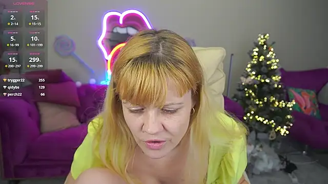 BellaLaPetit live sex cam