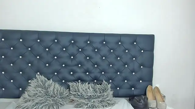 LunaWetPussy's cam snapshot