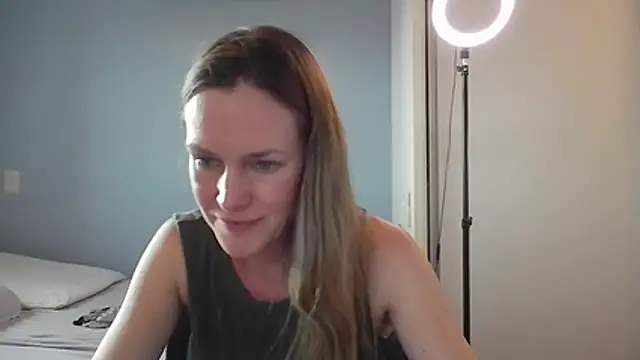 Annylove1's cam snapshot