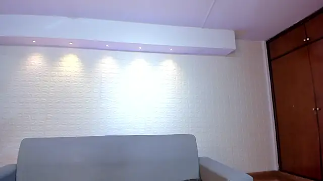 violet_scott's cam snapshot