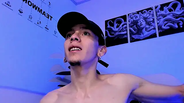 James_Adams_01's cam snapshot