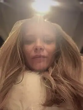 AnastasiaAniess live sex cam