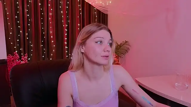 shark_attack52's cam snapshot