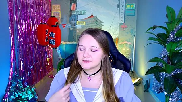 auroranelson's cam snapshot