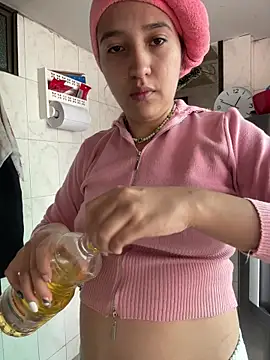 Alix_Rousses21's cam snapshot