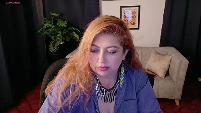 MilfArlet's cam snapshot