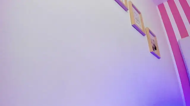 Cynthiaa_Hot_'s cam snapshot