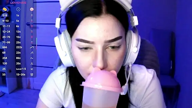 FaviolaHurl's cam snapshot