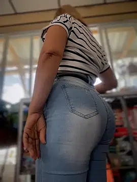 sammyqueenx21 live sex cam