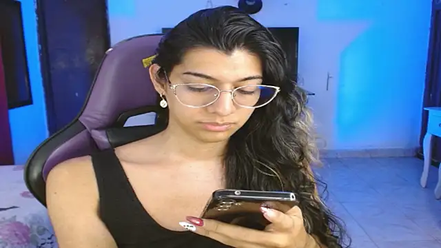 engielphoenis14 live sex cam