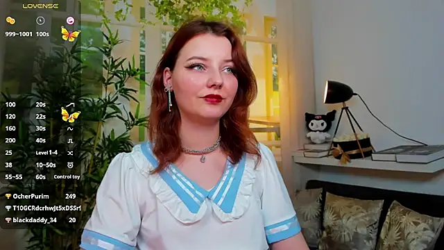 pretty_little_thing's cam snapshot