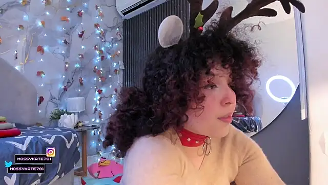 Katemoss70 live sex cam