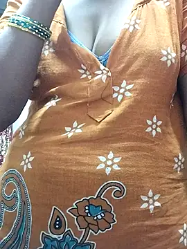 telugupilla__'s cam snapshot