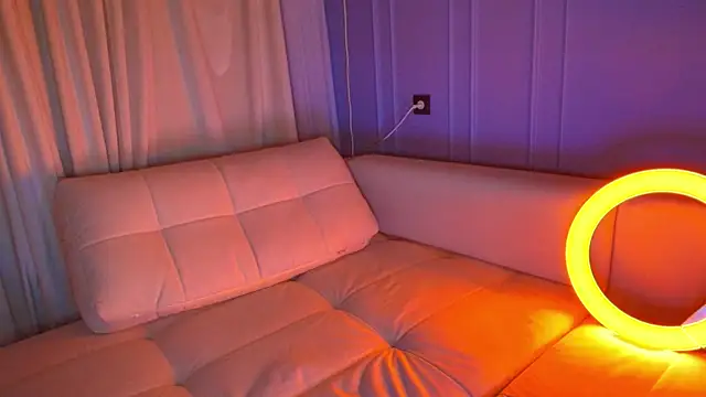 aiko_tenshi's cam snapshot